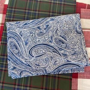 Blue Paisley Print Tablecloth‎ 59" x 76"